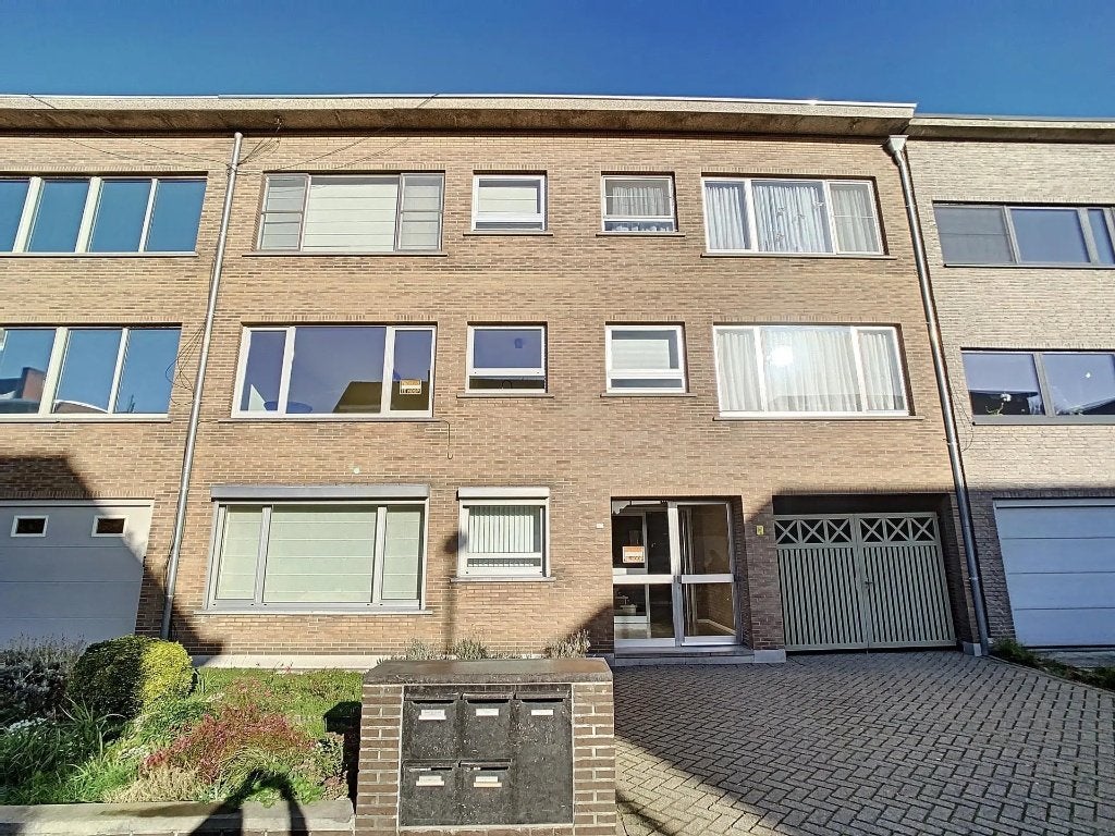 Vernieuwd appartement TK in Turnhout: 2 slaapkamers + garage, Immo, Appartement, Verkoop zonder makelaar, 2 kamers, Turnhout