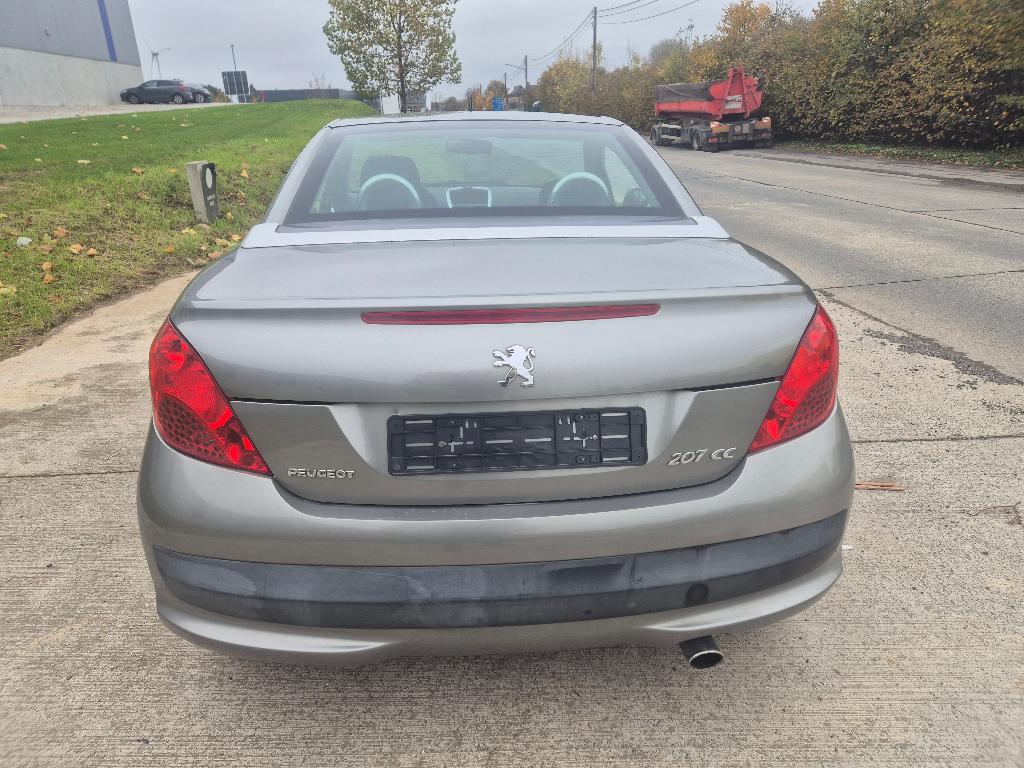 Peugeot 207 CC cabriolet 1.6 Essence, Autos, Achat, Entreprise, Cabriolet, Boîte manuelle
