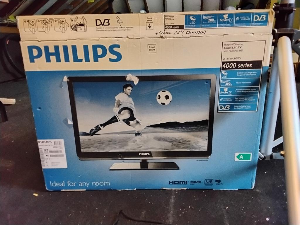 Camping TV incl statief, modem, schotel, Audio, Tv en Foto, Televisies, Ophalen, Philips, LED, Zo goed als nieuw