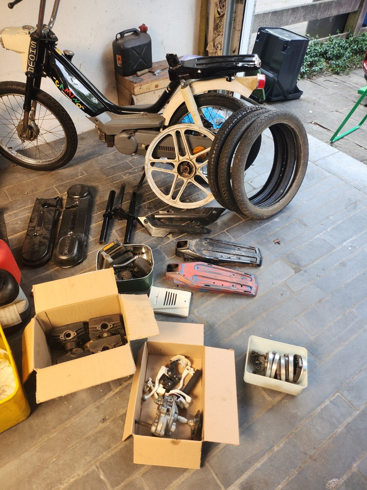 Honda camino lotje, Enlèvement