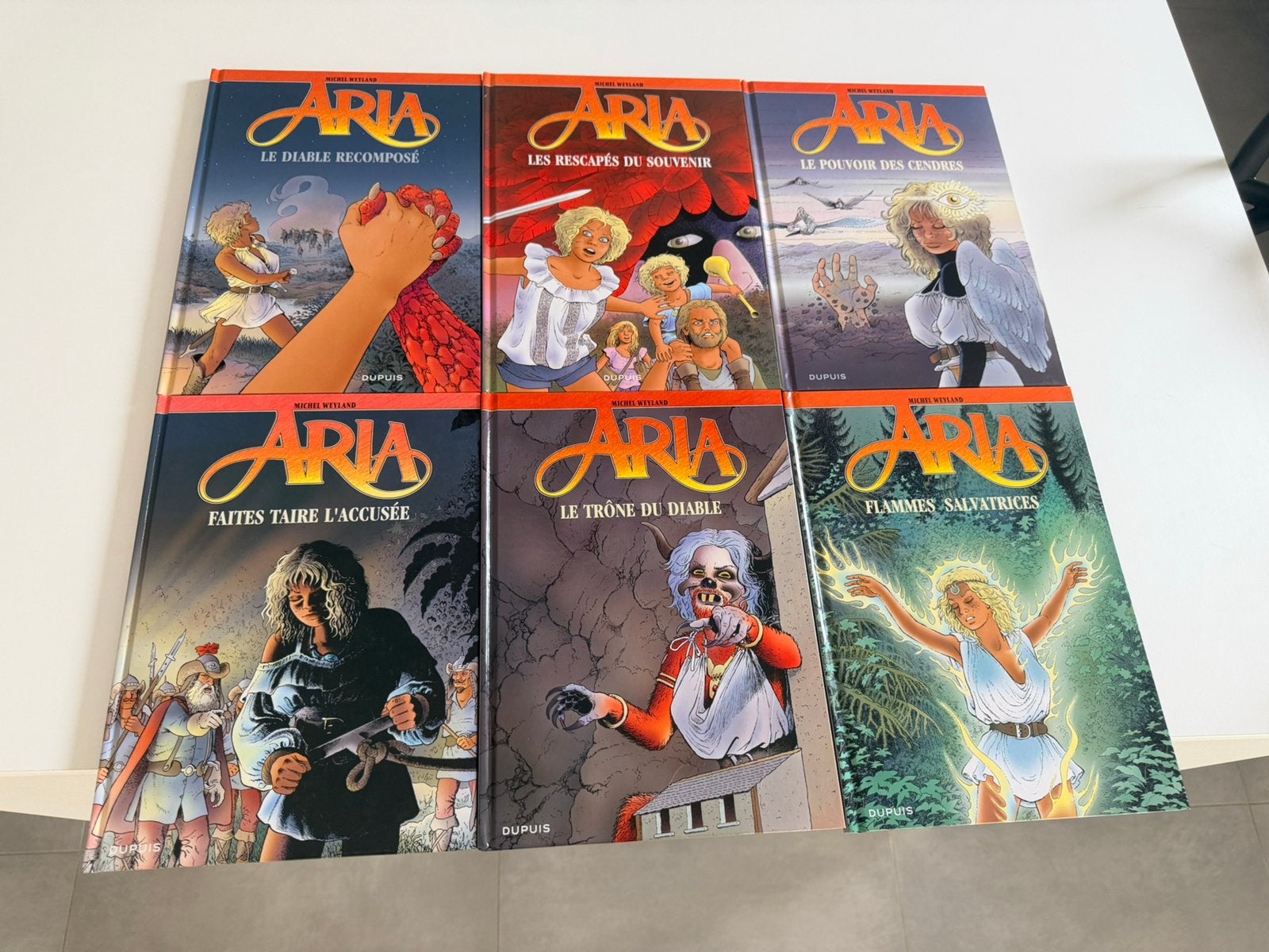 Rare serie bd Aria 6 tomes EO, Livres, BD, Enlèvement ou Envoi, Comme neuf