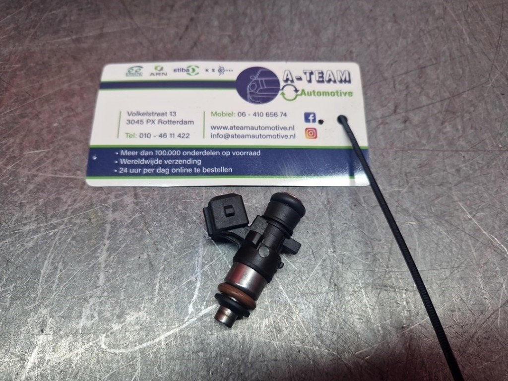 INJECTEUR Fiat 500 (312) (01-2007/12-2012) (|0280158230|), Robert Bosch AG, Utilisé, Fiat, Robert-Bosch-Allee 1
74232  Abstatt, DE