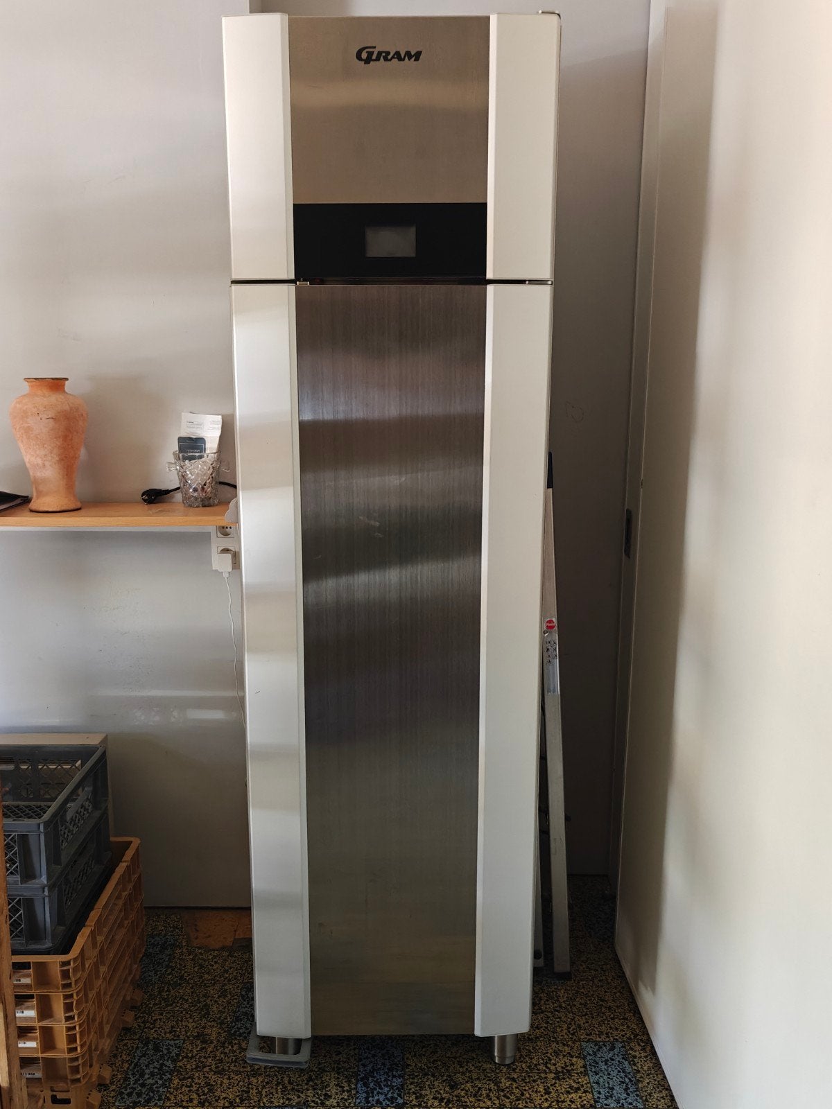 Frigo gram M550 CCG, Enlèvement, Comme neuf