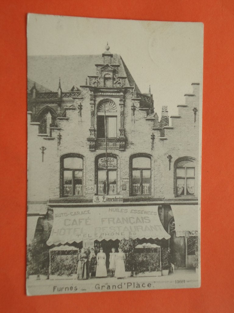 Veurne - Furnes Cafés Français Furnes Grand' Place, Verzamelen, Ophalen of Verzenden, Voor 1920, Gelopen, West-Vlaanderen