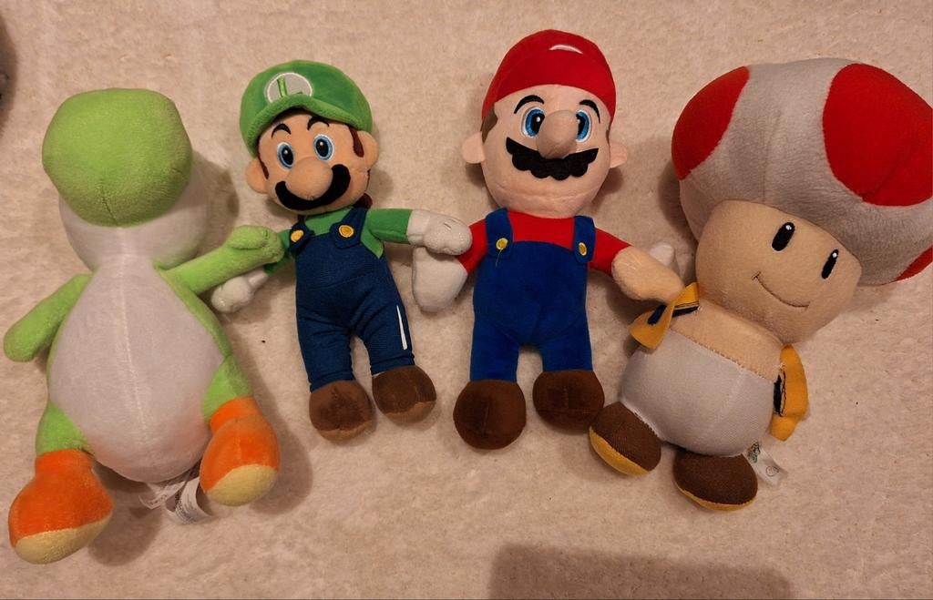 Lot knuffels Super Mario, Kinderen en Baby's, Speelgoed | Knuffels en Pluche, Super Mario, Ophalen