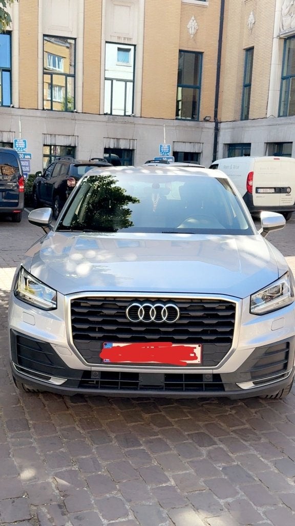 À vendre Audi Q2 35 TFSI gris 02/2020 93000km, Cuir, 5 portes, 5 places, Automatique