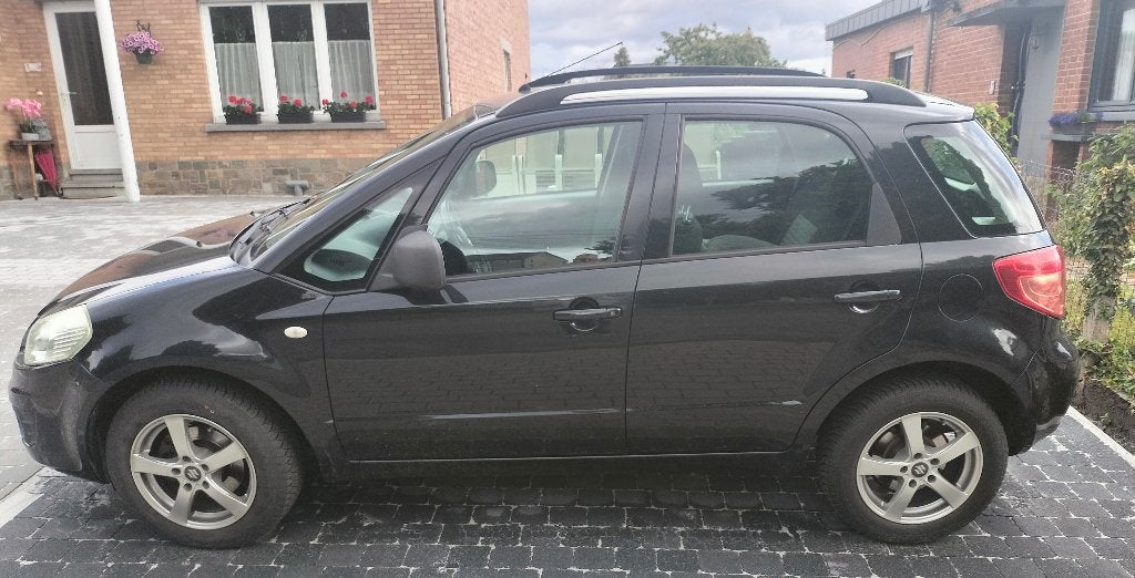 SX4, Autos, Euro 5, 139 g/km, 72 kW, Noir