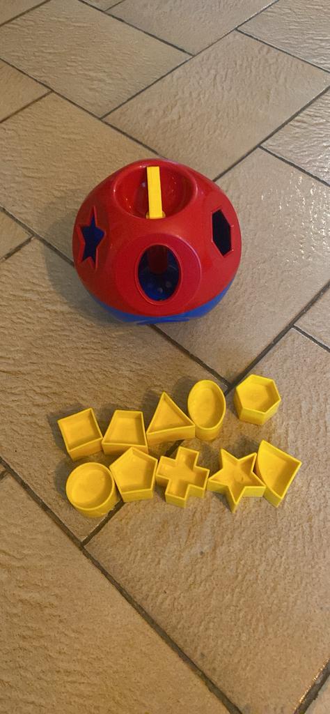 Jeux educatif avec formes de chez Tupperware, Enfants & Bébés, Enlèvement, Utilisé, Garçon ou Fille
