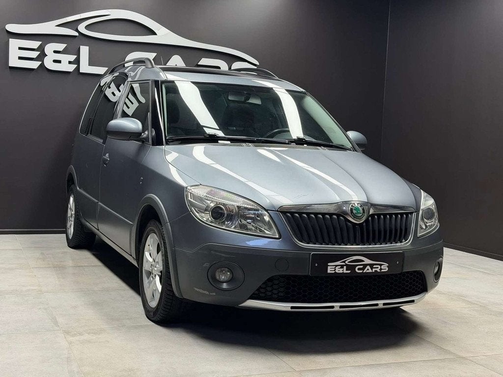 Skoda Roomster Roomster 1.6 CR TDi *12 mois de garantie*, Auto's, Skoda, Euro 5, Gebruikt, 4 cilinders, Roomster