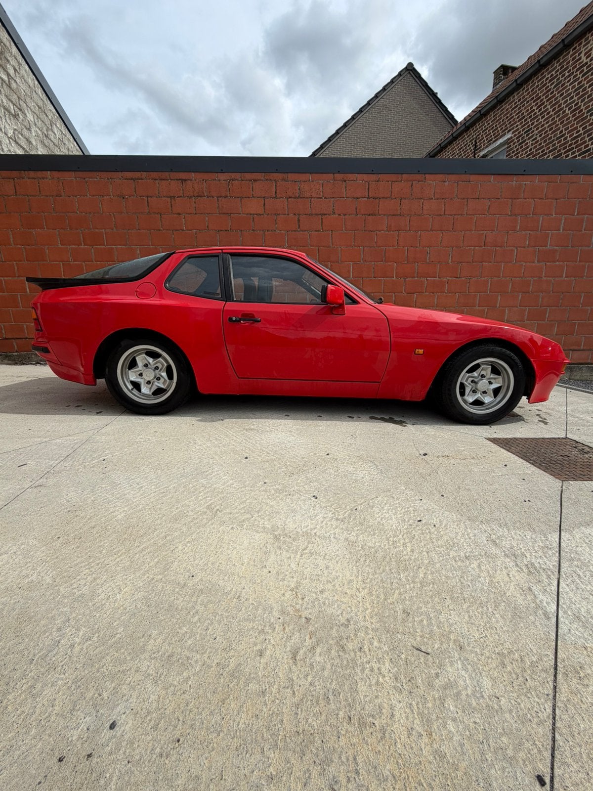 Porsche 944 1985, Rouge, Achat, 2500 cm³, Alarme