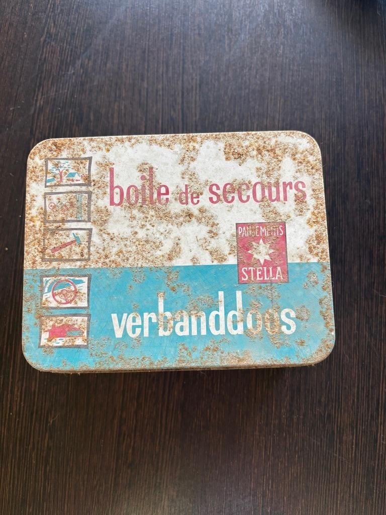 Boîte rétro des années 60/70, Collections, Enlèvement ou Envoi