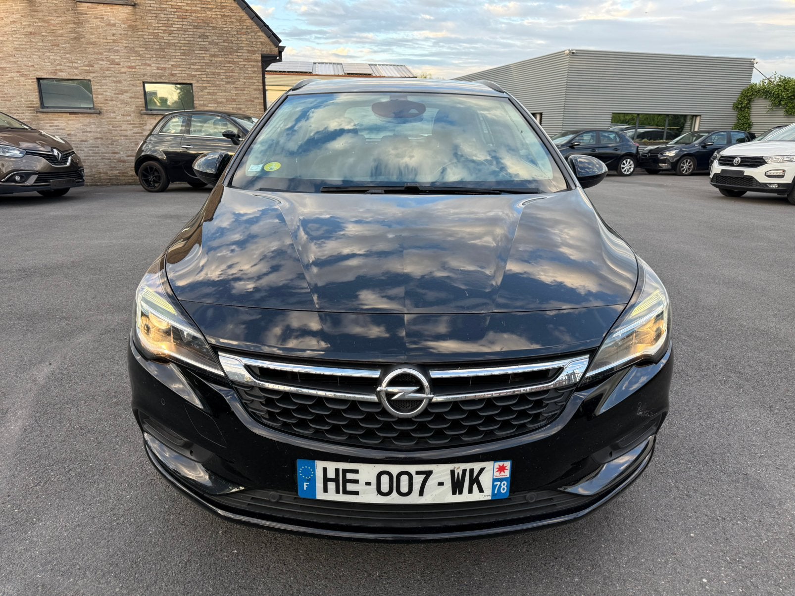 OPEL ASTRA | Automaat | 1.6 Diesel | 2019 | Trekhaak, Stof, 4 cilinders, Zwart, Bedrijf