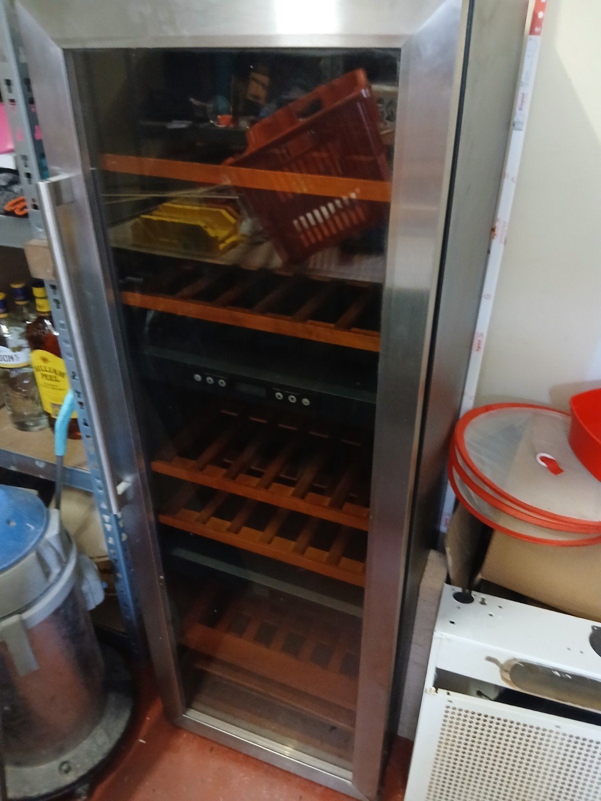 cave à vin, Enlèvement, Utilisé, 45 à 60 cm, 160 cm ou plus