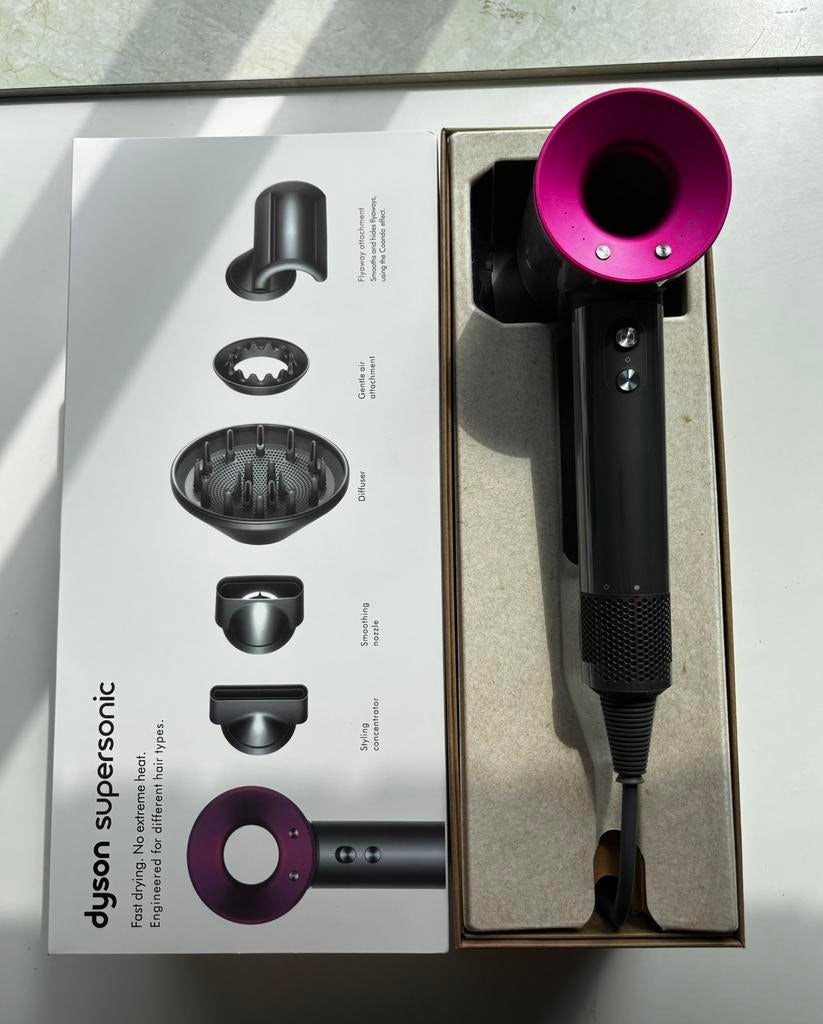 NIEUW Dyson HD08 Haardroger Roos, Ophalen of Verzenden, Nieuw, Haarverzorging