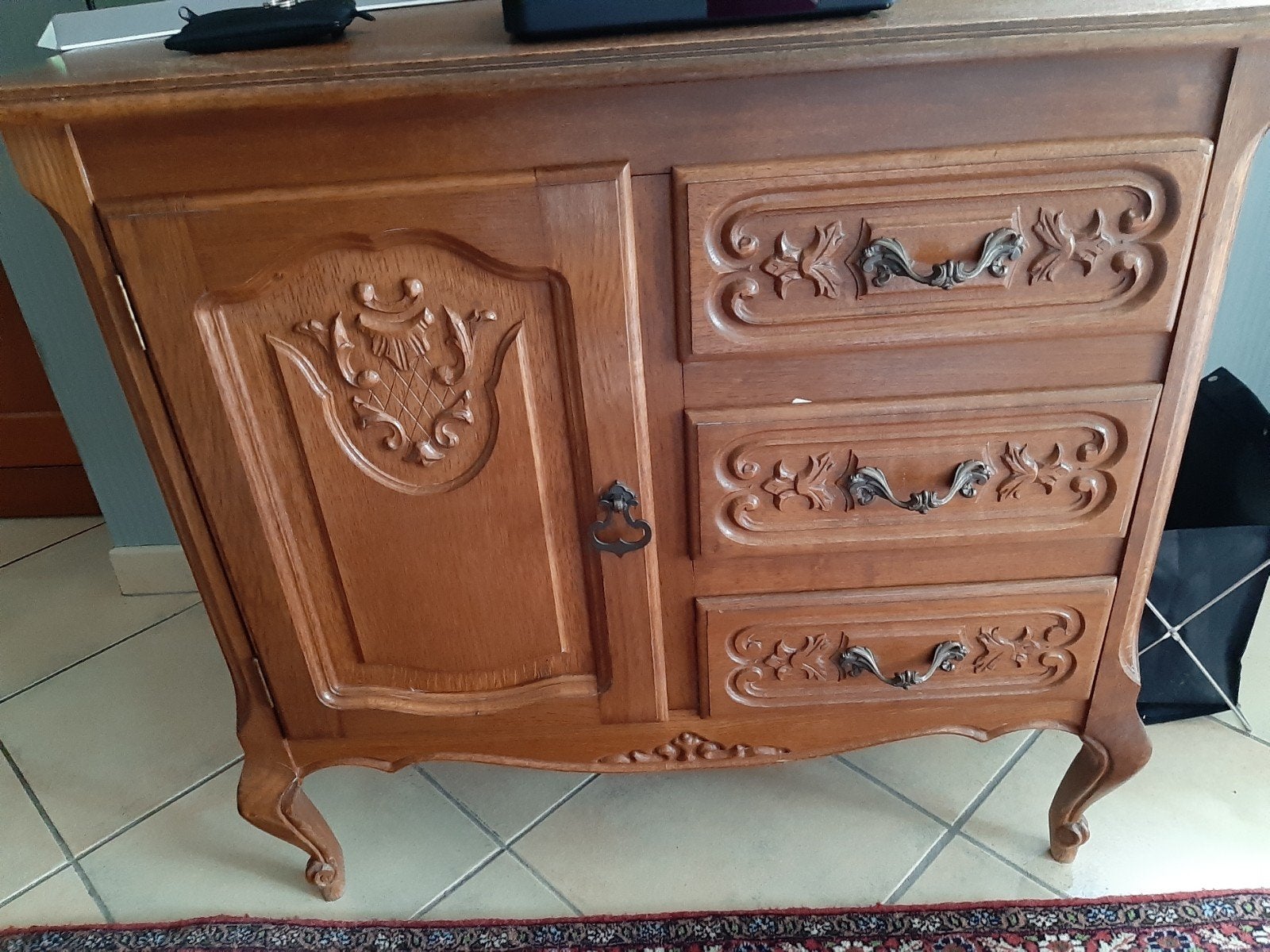vitrinekast, commode, halkast, kastje eiken, Ophalen