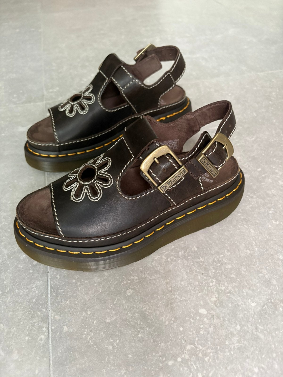 Dr Martens sandalen, maat 37, Enlèvement ou Envoi, Comme neuf