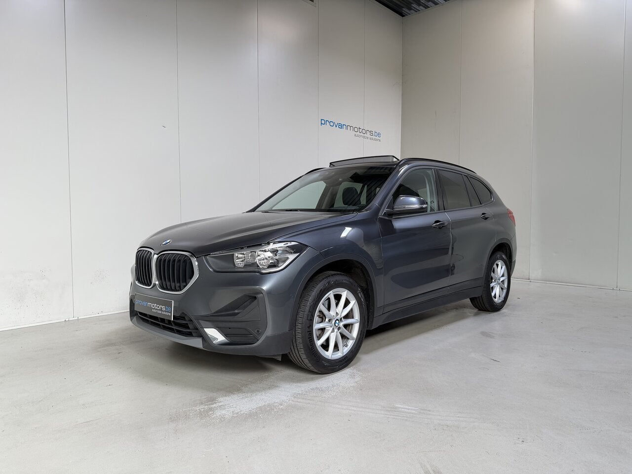 BMW X1 sDrive 18i Autom. - GPS - Pano - Topstaat! 1Ste Eig!, Auto's, BMW, 4 cilinders, 127 g/km, Parkeersensor, 5 zetels