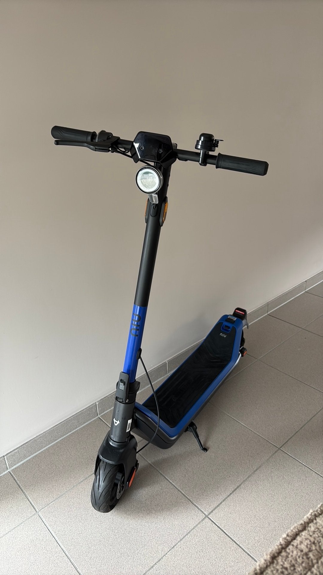NIU KQi3 Sport elektrische step, Fietsen en Brommers, Ophalen, Zo goed als nieuw, Elektrische step (E-scooter)