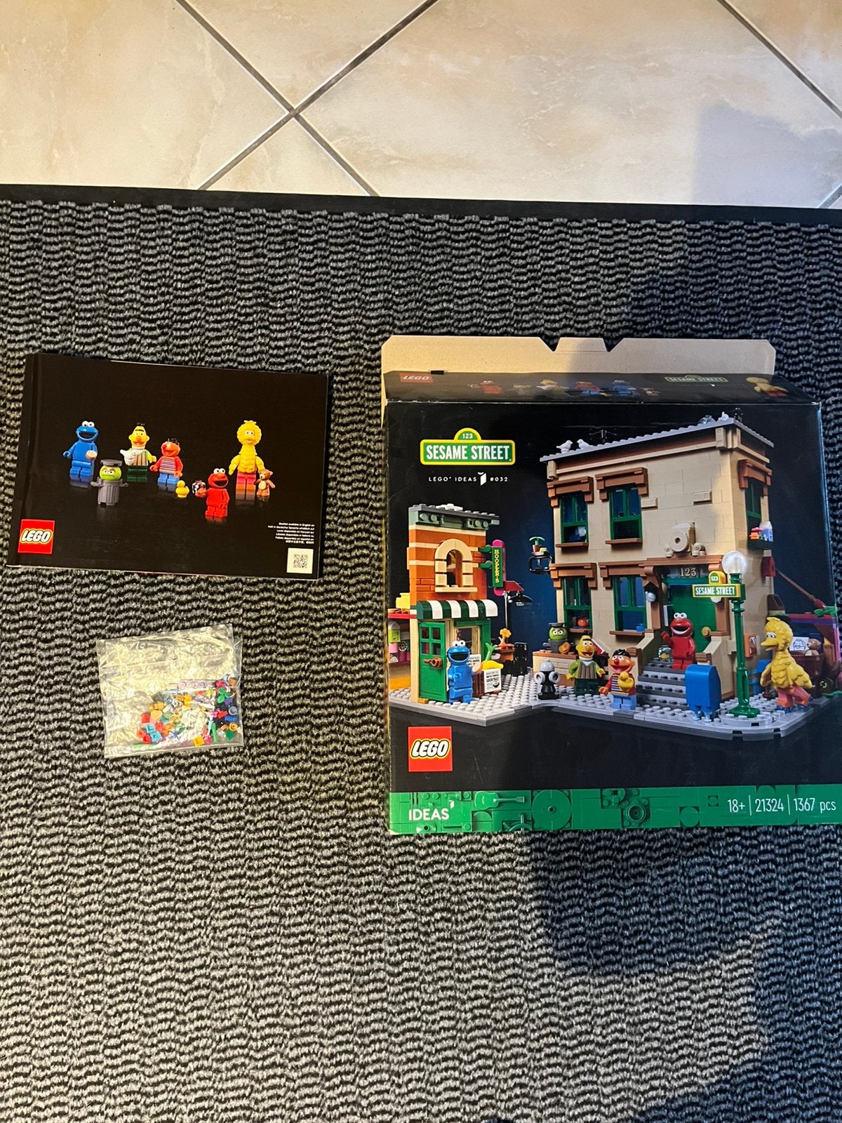 Lego 21324-Sesamstraat, Lego, Ensemble complet, Comme neuf, Complet
