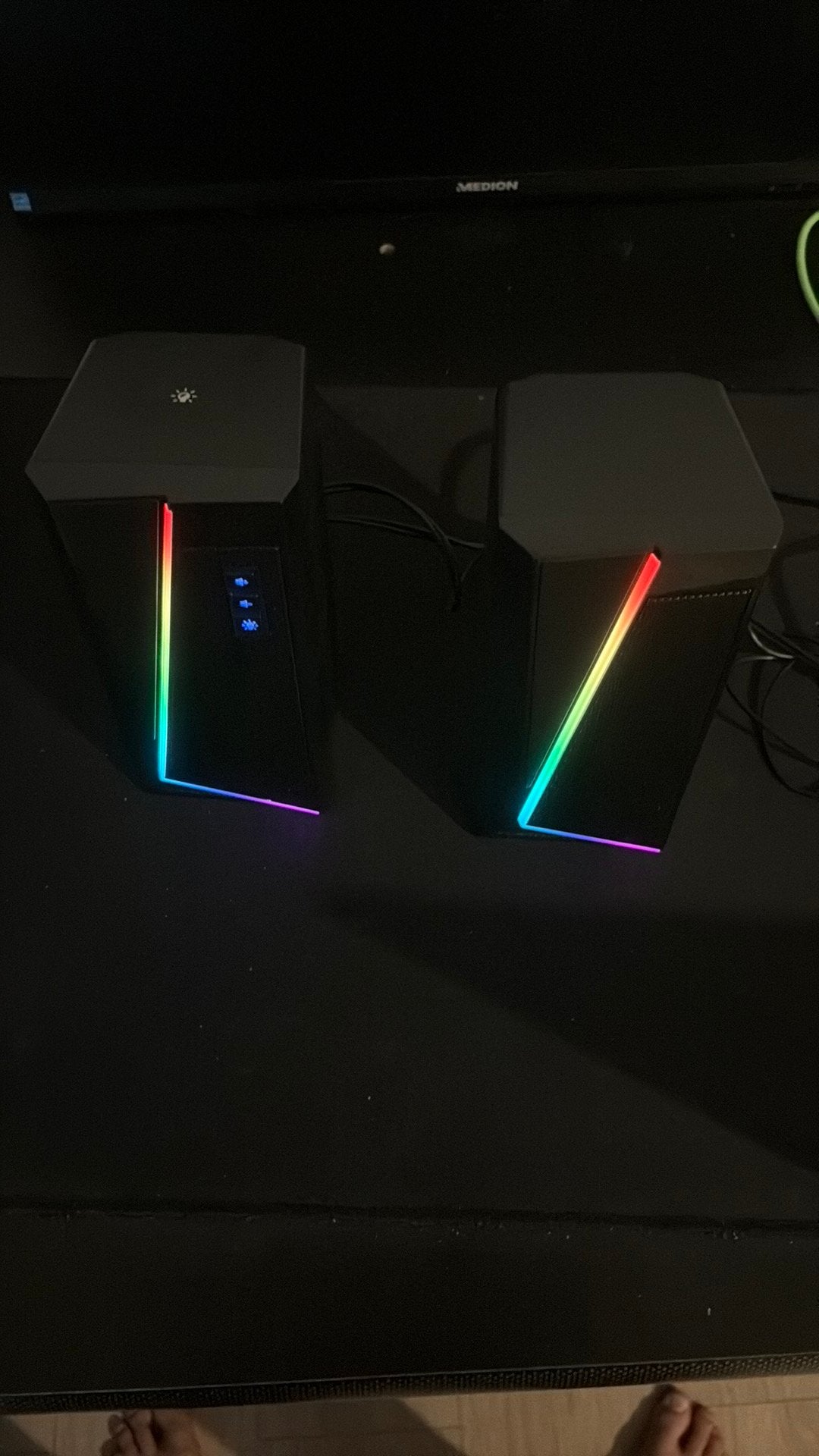 Speakers met rgb en lange kabel, Ophalen of Verzenden