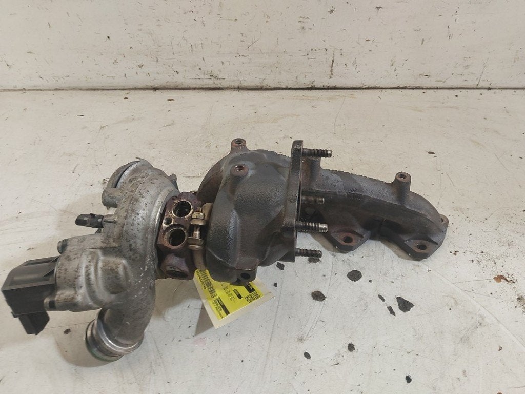 TURBO Volkswagen Passat Variant (365) (01-2010/12-2015), Auto-onderdelen, Gebruikt, Volkswagen, Volkswagen AG, Kundenbetreuung@volkswagen.de