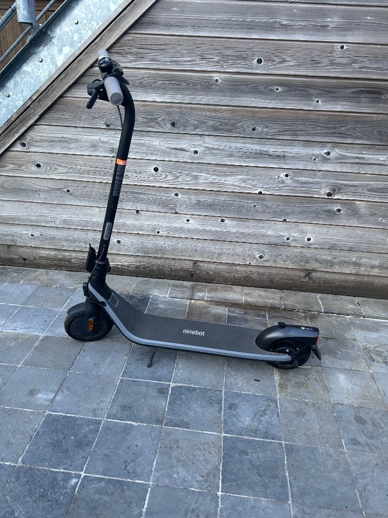 Elektrische step Ninebot, Ophalen, Zo goed als nieuw, Elektrische step (E-scooter), Ninebot