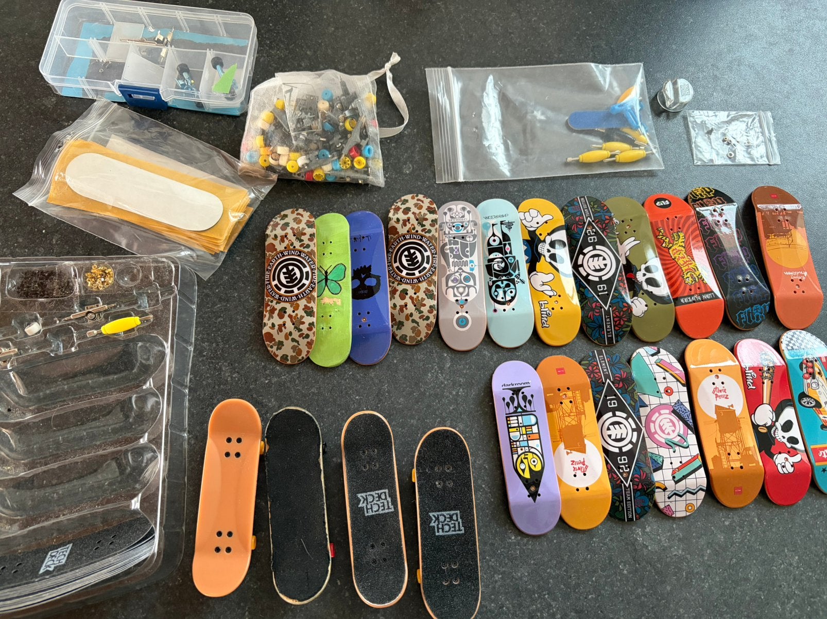 23 fingerboards tech deck, Ophalen of Verzenden, Zo goed als nieuw