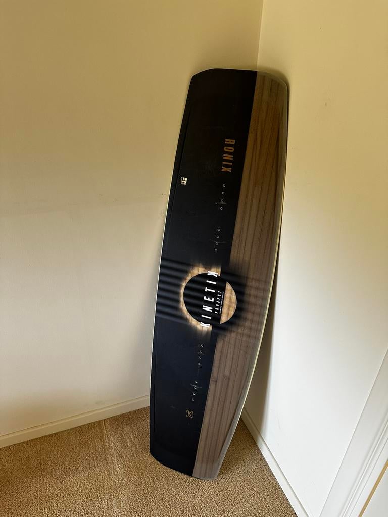 Ronix Flexbox 2 wakeboard 150cm, Watersport en Boten, Wakeboarden, Ophalen of Verzenden, Zo goed als nieuw, Board