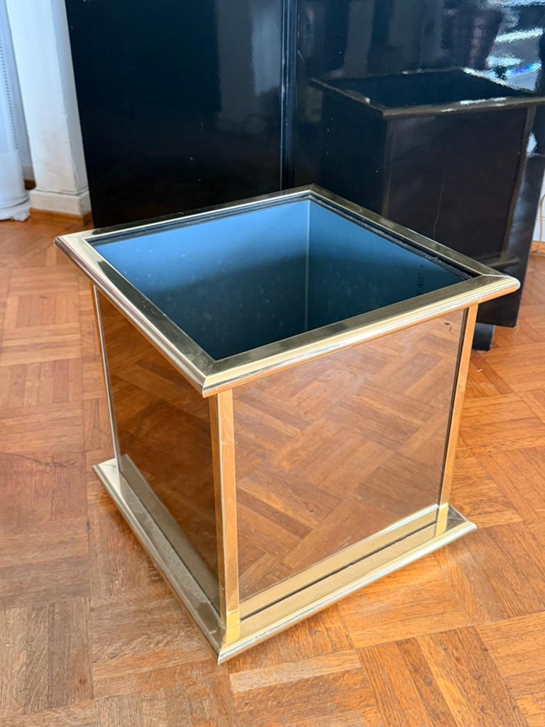 Jardinière en miroir et métal doré. Vers 1970, Enlèvement, Utilisé