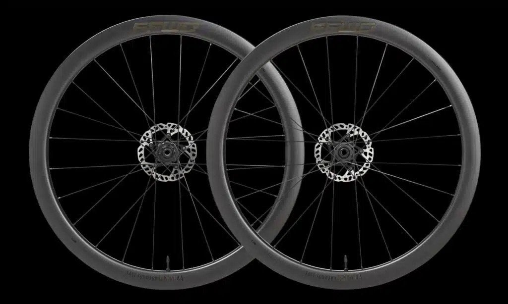 Paire de roues de gravier en carbone FFWD Ryot NEUVE, Vélos & Vélomoteurs, Vélos Pièces, Neuf, Pneu, Carbone, Racefiets, Enlèvement