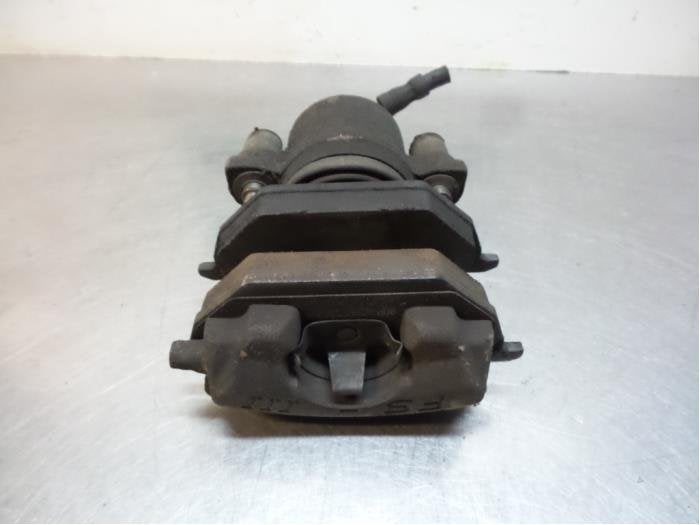 Etrier de frein (pince) avant droit d'un Volkswagen Golf (Go, Autos : Pièces & Accessoires, Freins & Transmission, Volkswagen