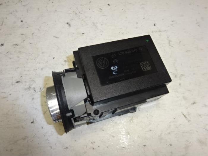 Serrure de contact + clé d'un Volkswagen Passat, Volkswagen, -, 3 mois de garantie, Utilisé