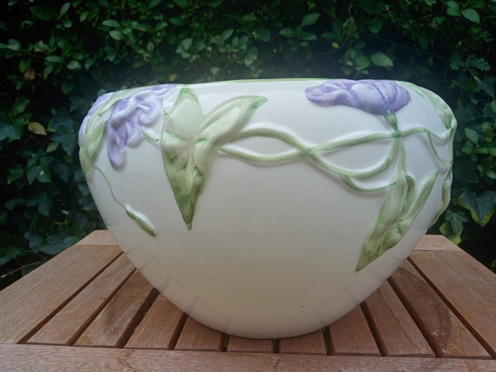 Deze prachtige vintage bloempot is een echte blikvanger. De, Ophalen, Tuin