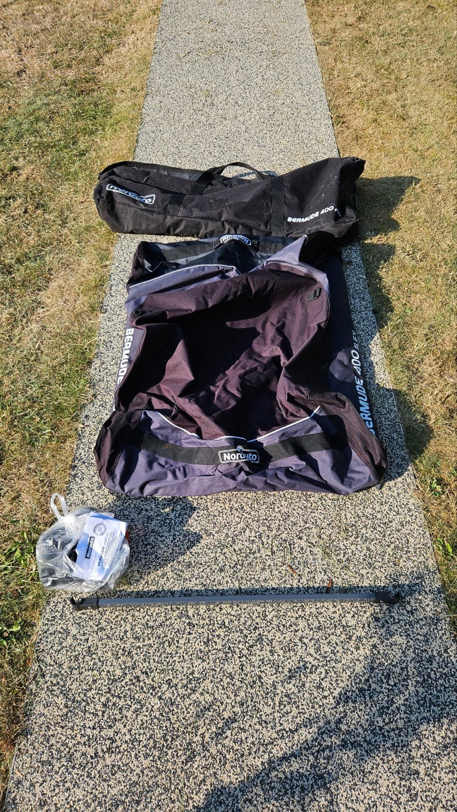 Opplooibare dakkoffer in textiel Norauto Bermuda 400 Flex, Auto diversen, Dakkoffers, Ophalen
