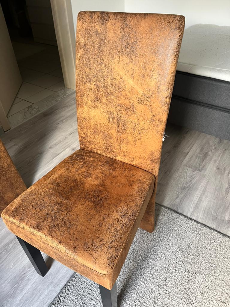 Stoelen, Ophalen, Zo goed als nieuw