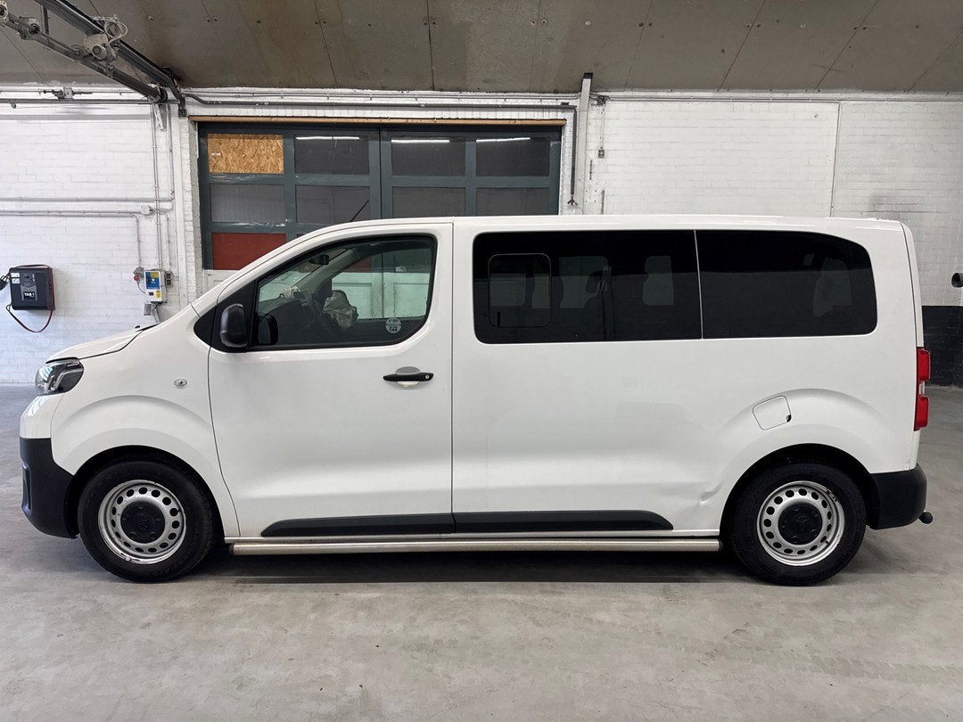 Toyota PROACE Shuttle 1.5 D-4D Cool Comfort Medium | 9 Perso, Auto's, Voorwielaandrijving, 4 deurs, Euro 6, 4 cilinders