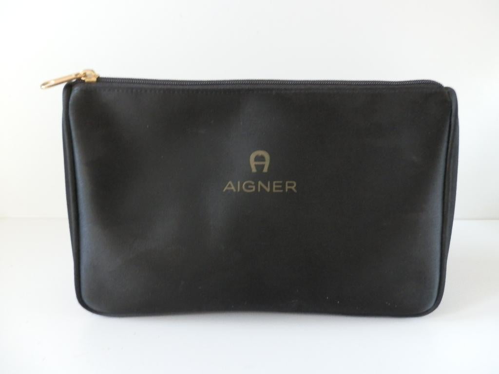 Trousse de beauté ou trousse de toilette Aigner., Bijoux, Sacs & Beauté, Trousses de toilette, Comme neuf, Homme ou Femme, Noir