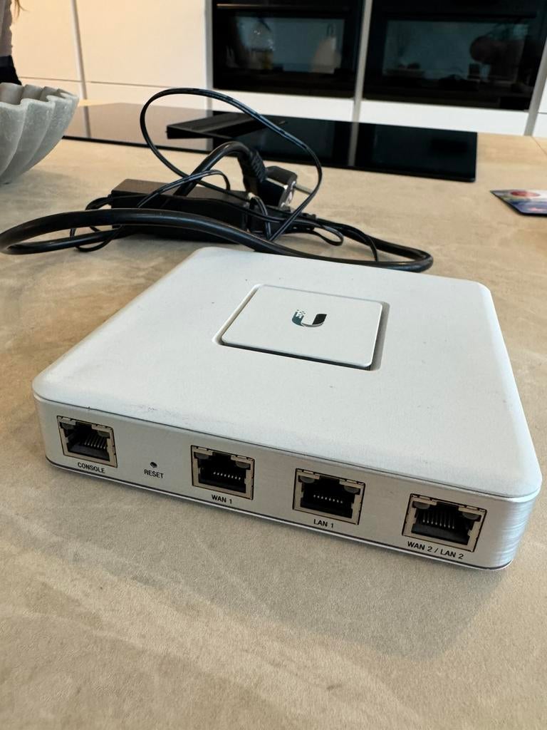 Unifi secure gateway, Ophalen of Verzenden, Gebruikt