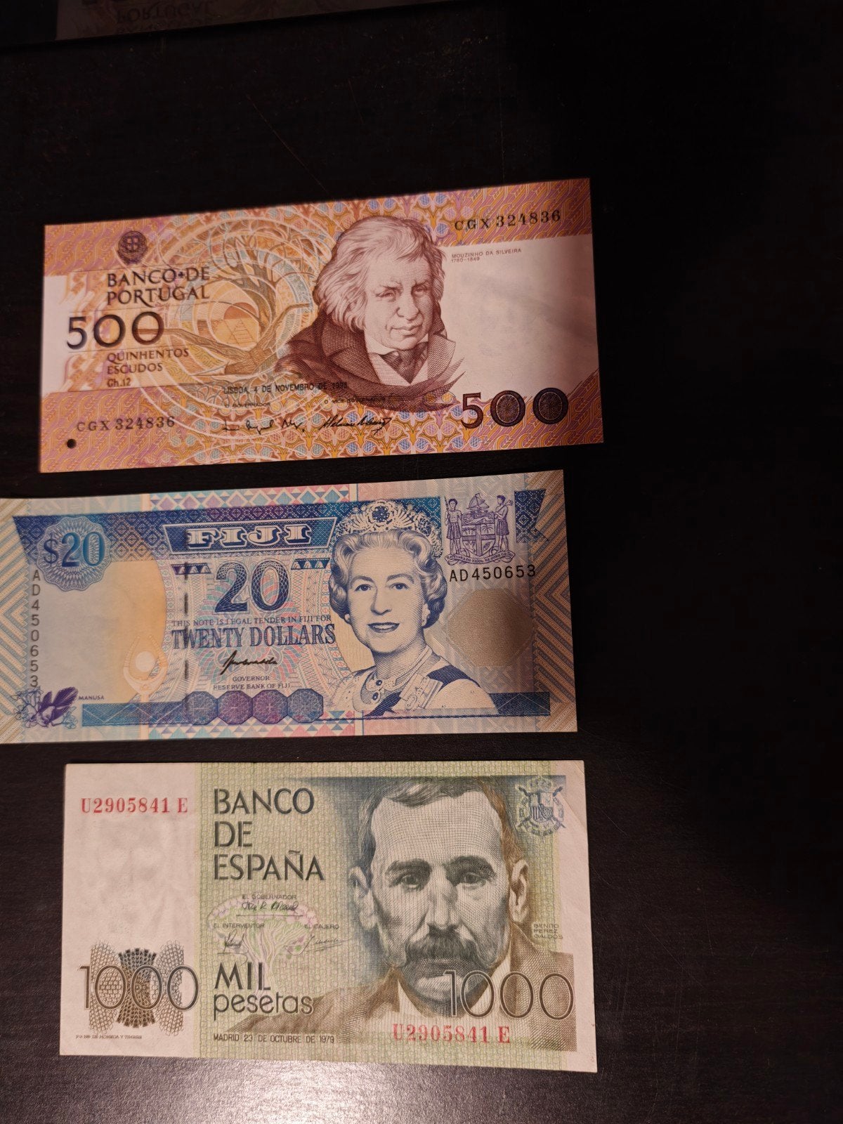 billets de banques Euro non Euro, Timbres & Monnaies, Enlèvement ou Envoi