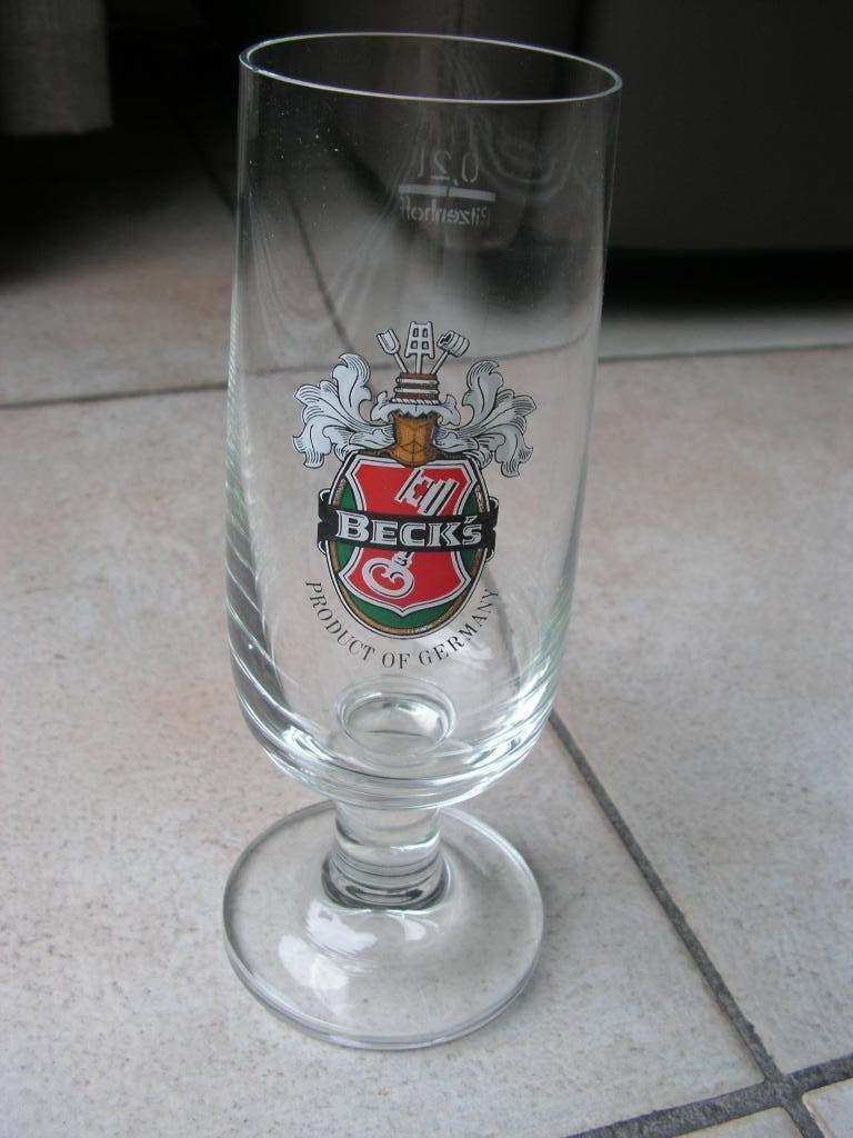 4 x vintage glas Beck’s. (3€ vr alles), Verzamelen, Ophalen of Verzenden, Zo goed als nieuw, Glas of Glazen, Overige merken