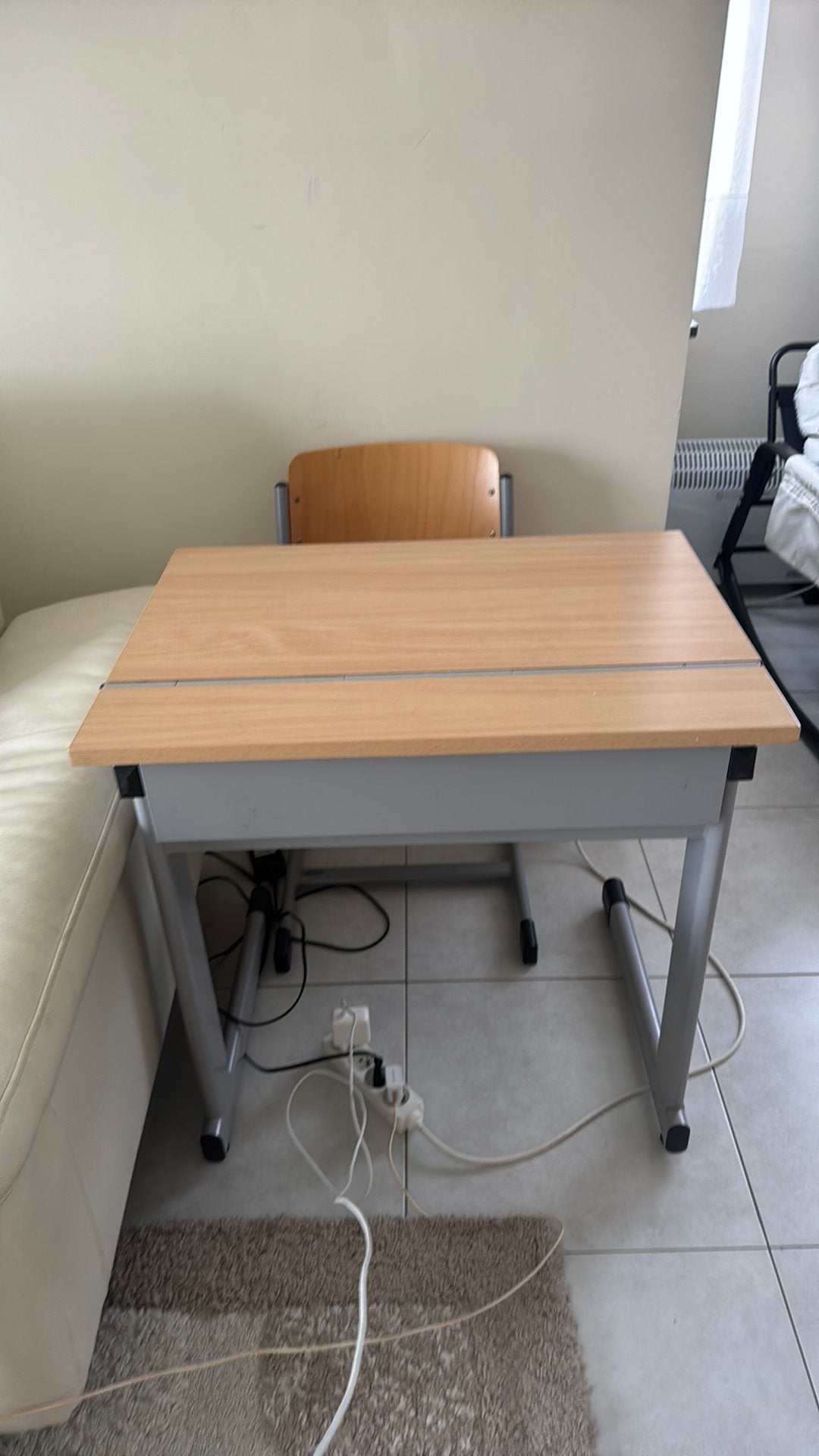 Bureau pour enfants à vendre, Comme neuf, Bureau enfant, Bois, Beige