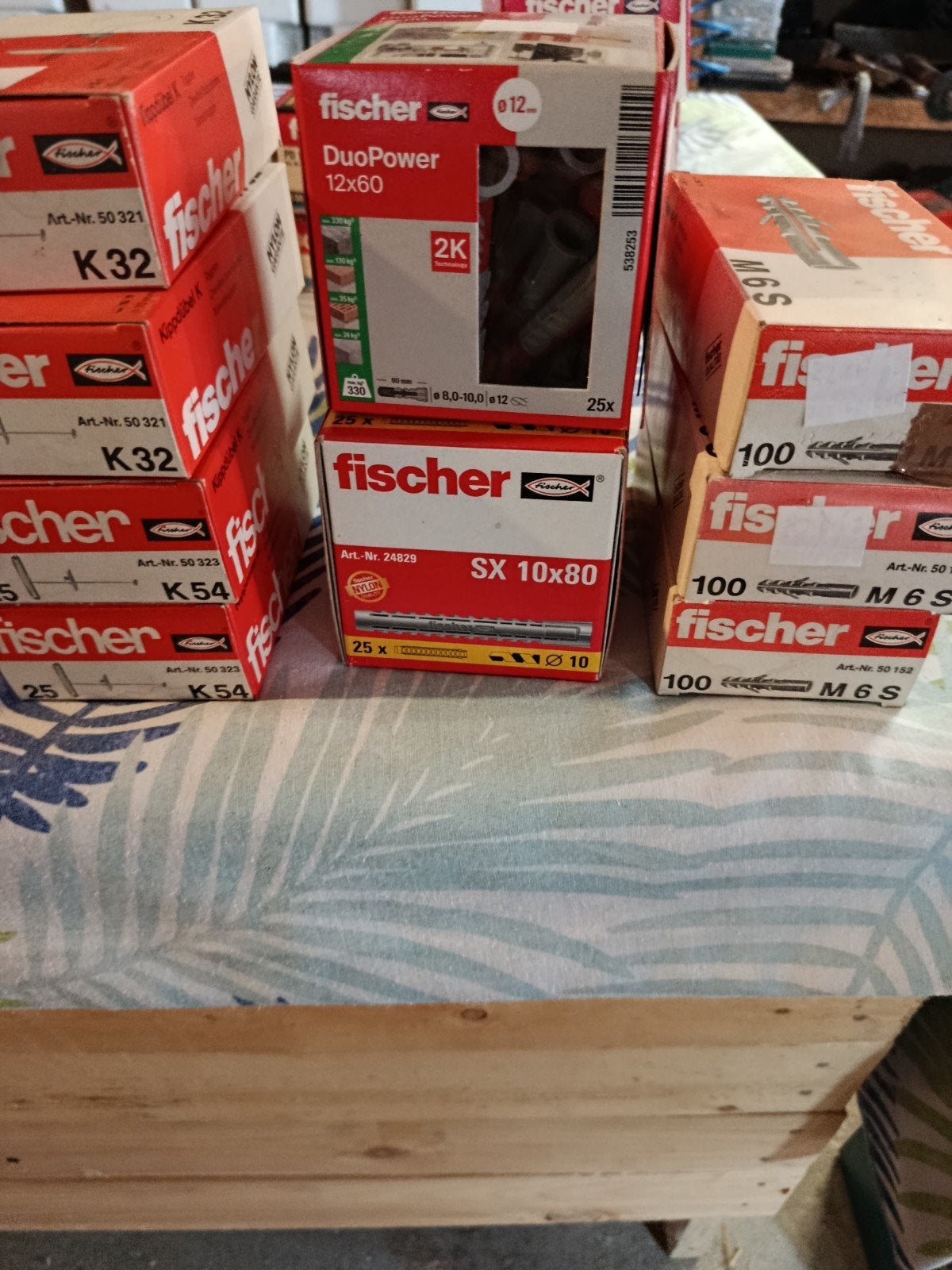 Fischer,plugen en ...., Doe-het-zelf en Bouw, IJzerwaren en Bevestigingsmiddelen, Ophalen, Nieuw, Pluggen