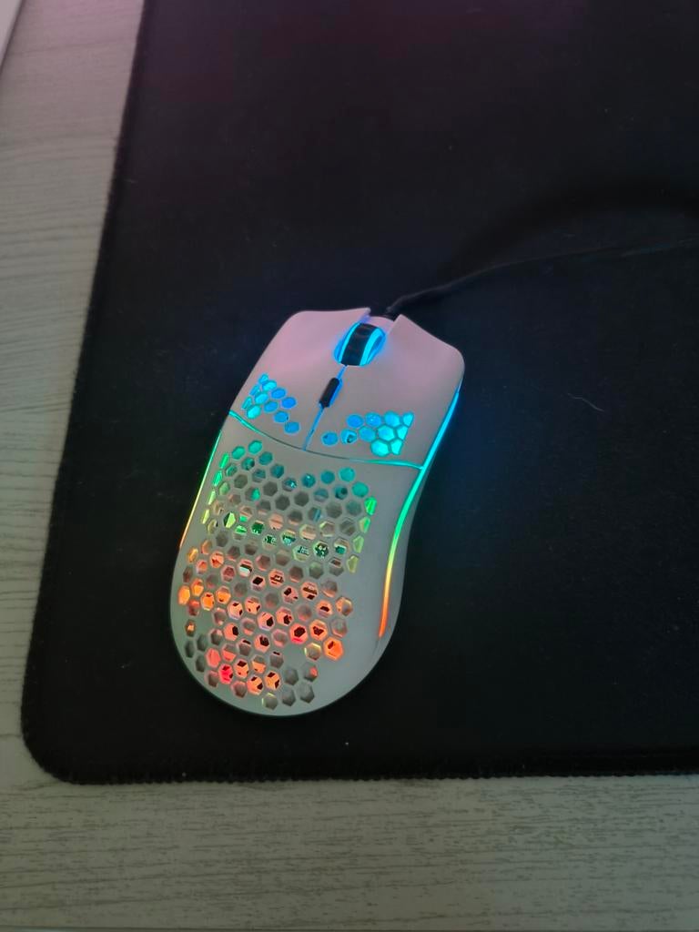 Gaming muis Glorious, Computers en Software, Ophalen, Muis, Gaming muis