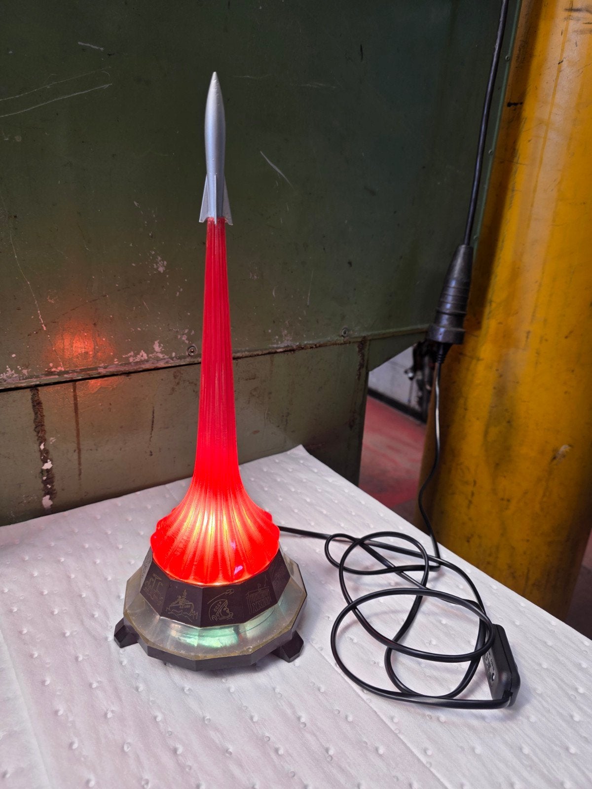 vintage Space raket lamp., Antiek en Kunst, Ophalen of Verzenden