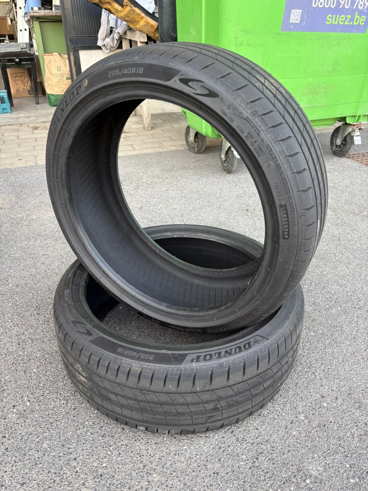 Banden dunlop 205/40R18, Autos : Pièces & Accessoires, Enlèvement, Pneu(s)