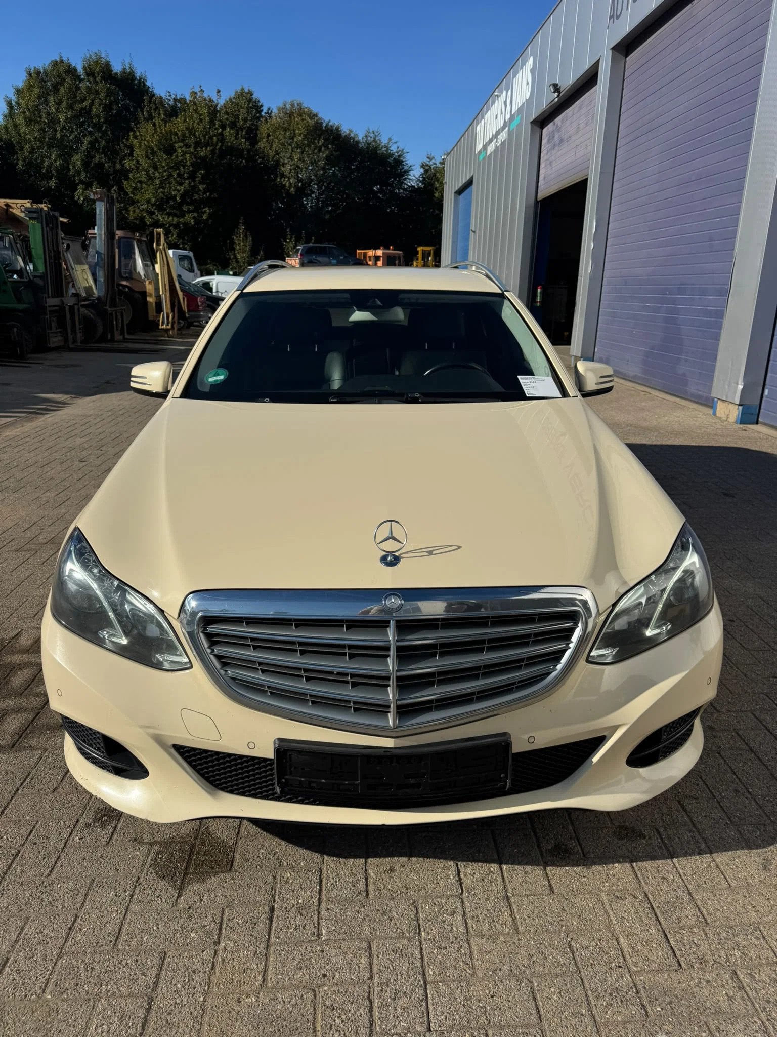 Mercedes-Benz E-Klasse *200CDI-EURO6* (bj 2016, automaat), Auto's, Automaat, Gebruikt, Euro 6, Beige