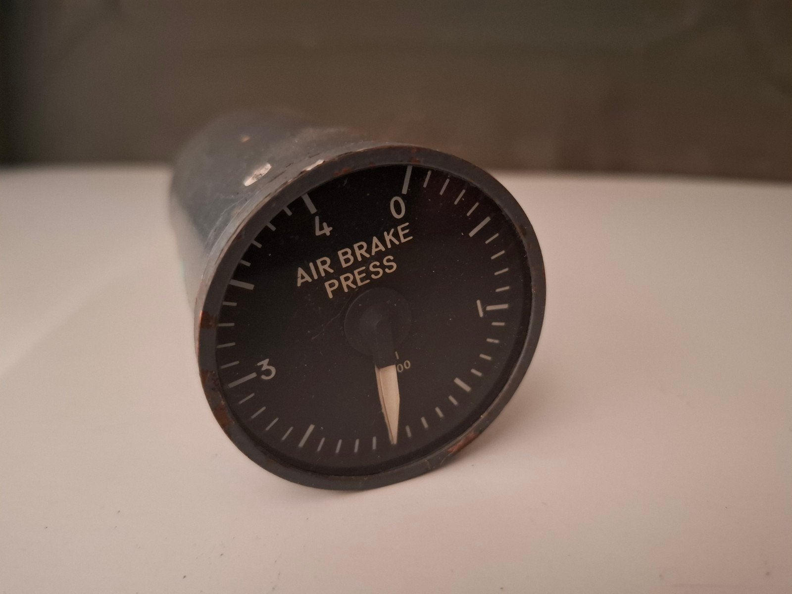 Airbrake pressure indicator, Enlèvement