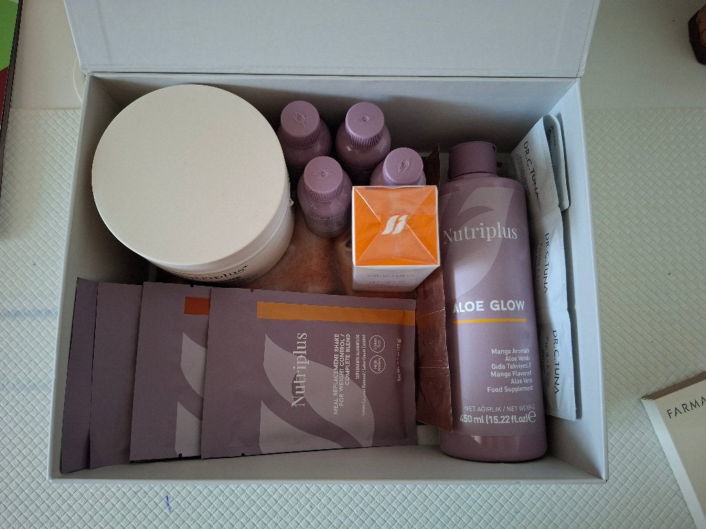 Farmasi-kit (Nutriplus en Dr. C. Tuna), Ophalen of Verzenden, Nieuw