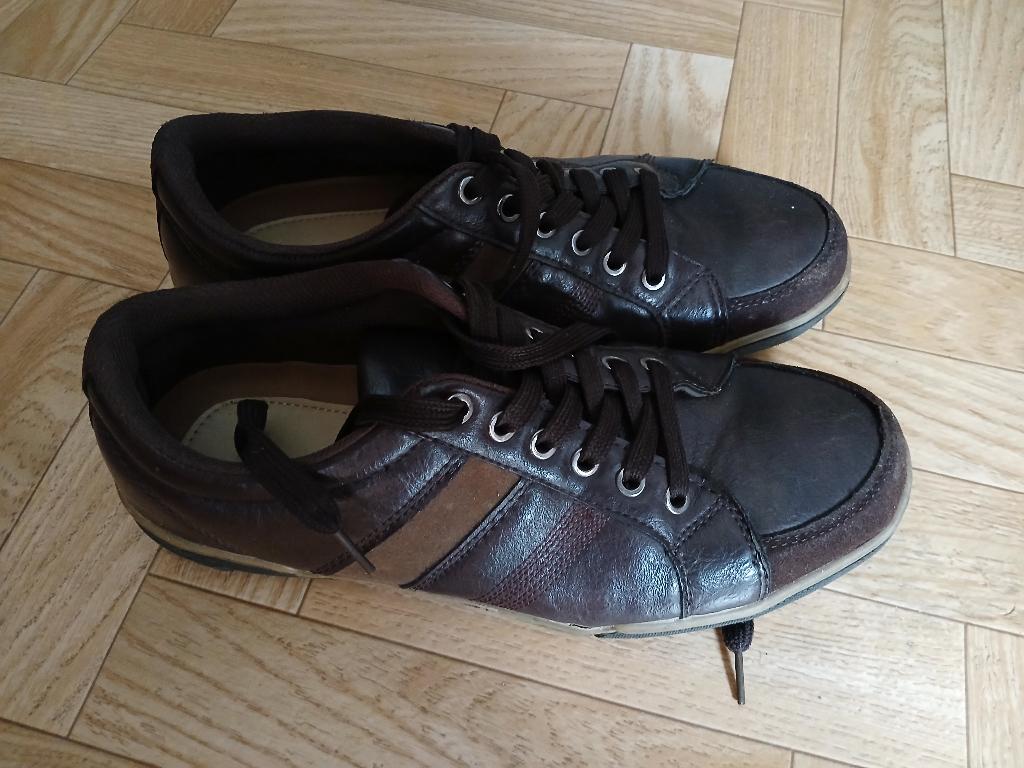 bruine heren sportschoenen, Vêtements | Hommes, Chaussures, Enlèvement ou Envoi, Porté, Chaussures de sport
