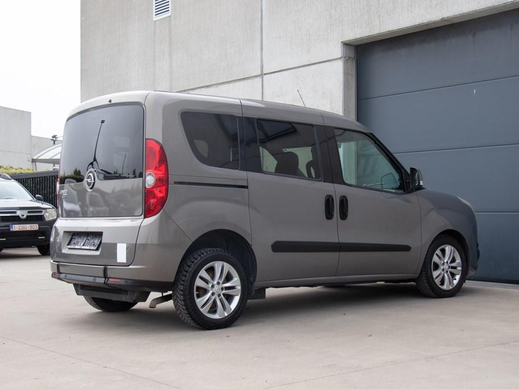 Opel Combo Life ROLSTOELWAGEN|2+1|1.6 MT6 120PK|SENSOREN|AI, Parkeersensor, Monovolume, Zwart, Bruin